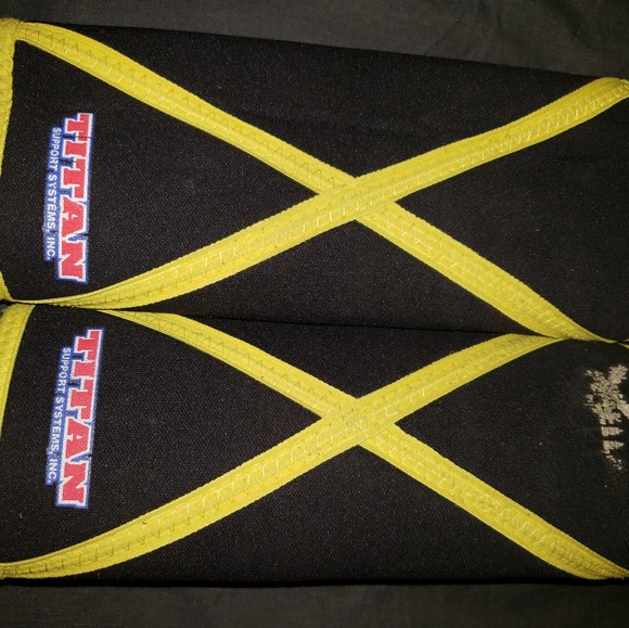 Titan yellow jacket knee sleeves - Picture 1 of 1